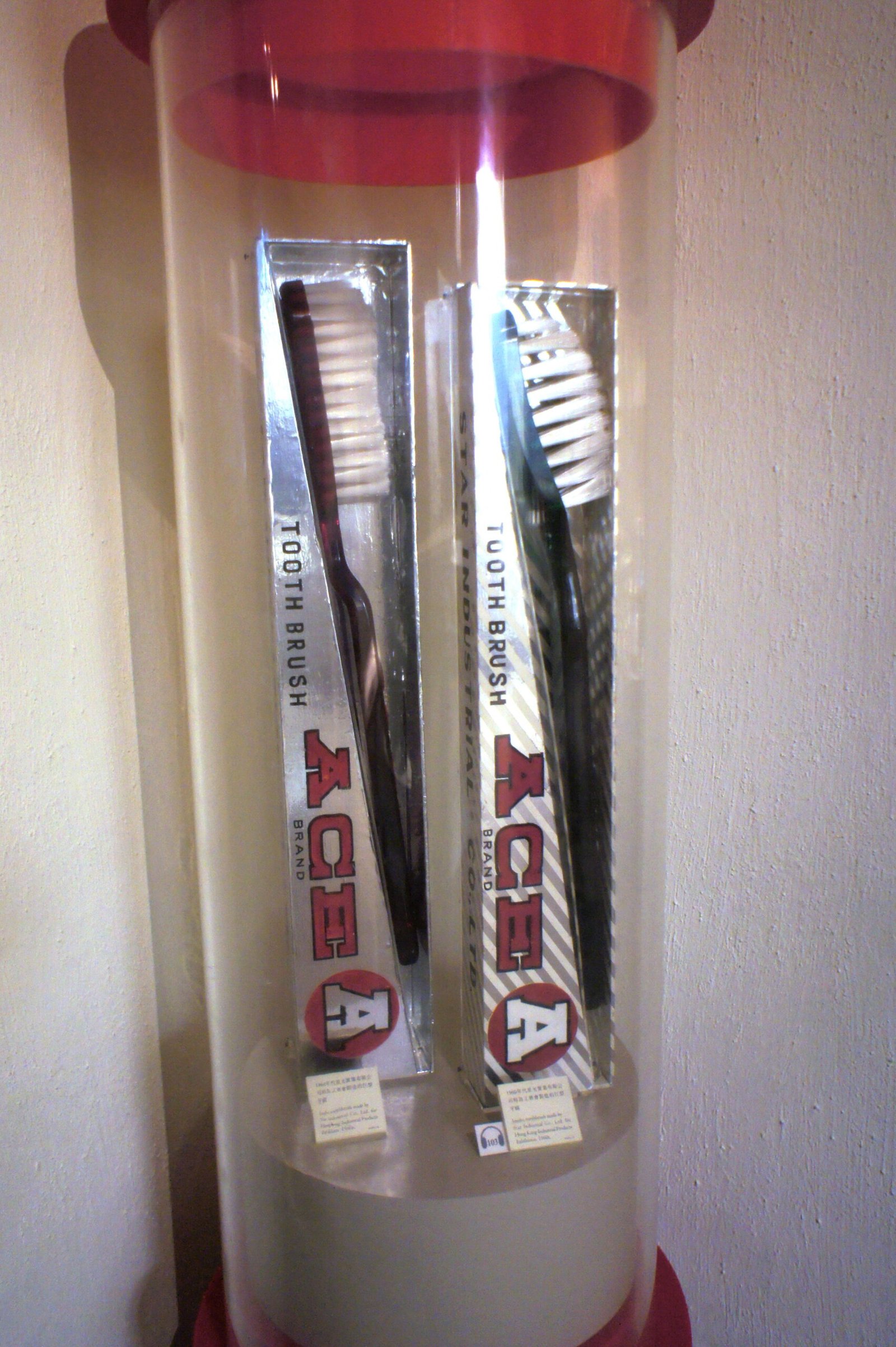 toothbrush (soft bristle) toothbrush (soft bristle)